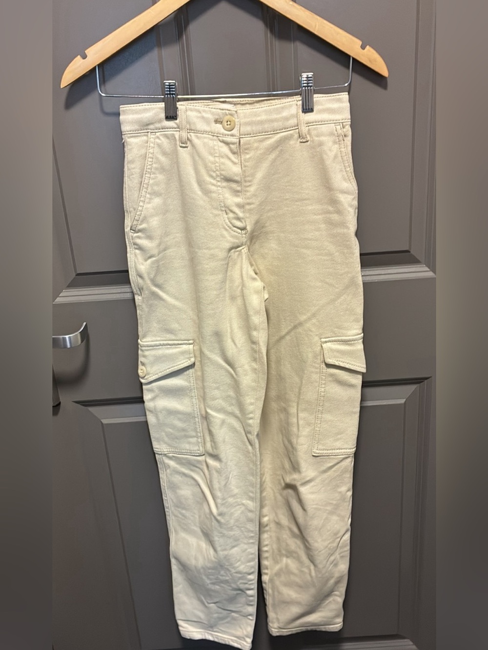 Wilfred Cream Straight-Leg Cargo Jeans